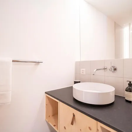 Chasa Muntanella Apartment *