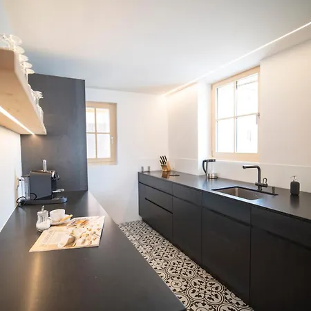 Chasa Muntanella Apartamento *