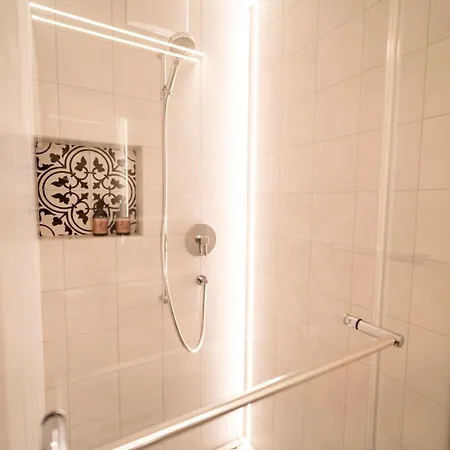 شقة Chasa Muntanella